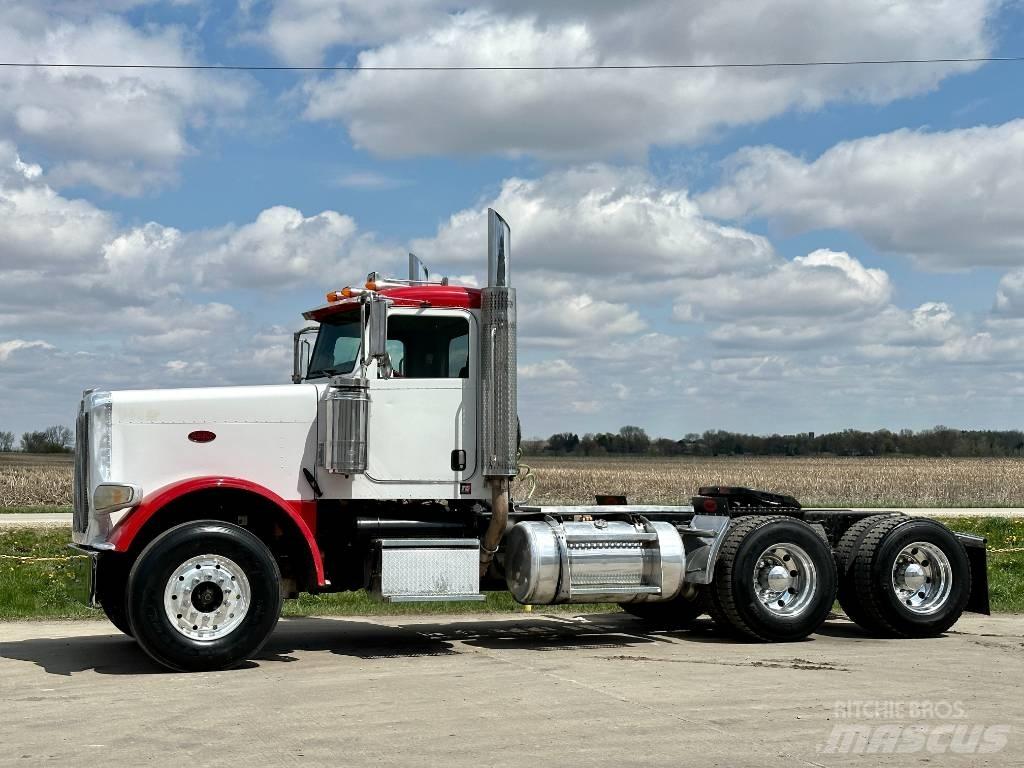 Peterbilt 388 Vetopöytäautot