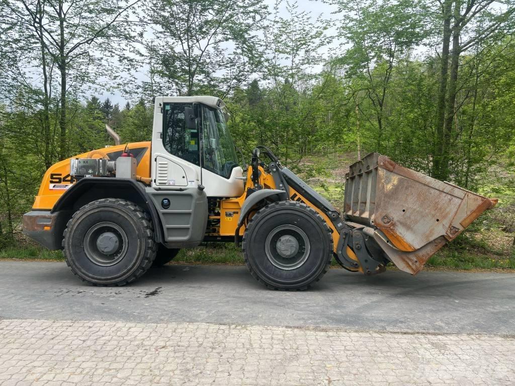 Liebherr L546 Pyöräkuormaajat