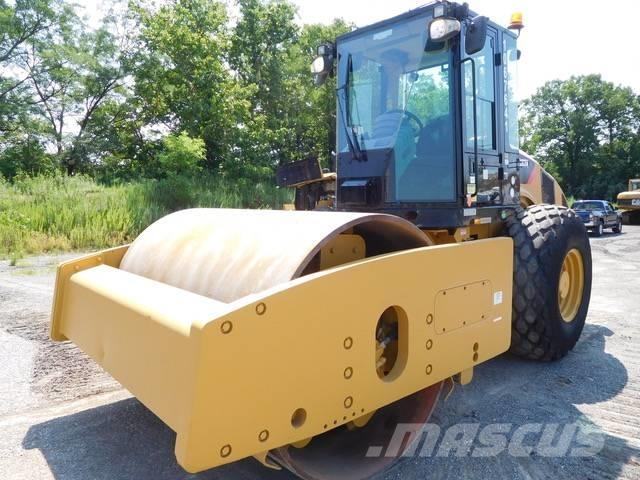 CAT CS 74 Yksivalssijyrät