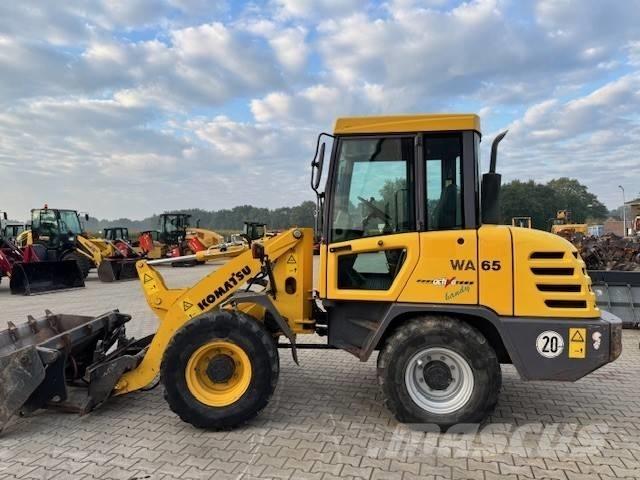 Komatsu WA 65-3 Pyöräkuormaajat