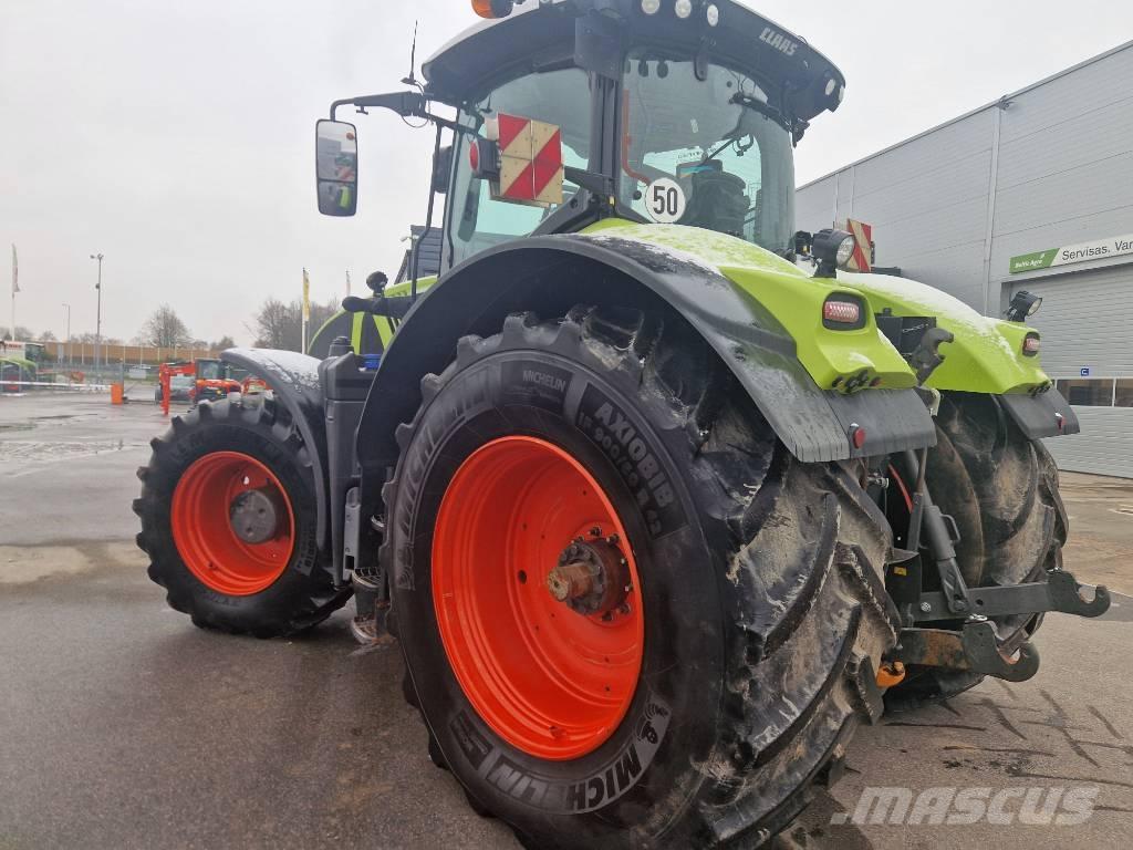 CLAAS Axion 960 Traktorit