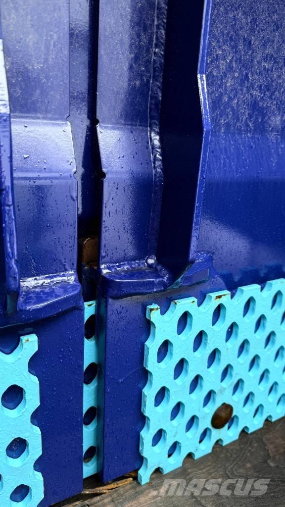  BlueBerry Lumiaurat Aurat