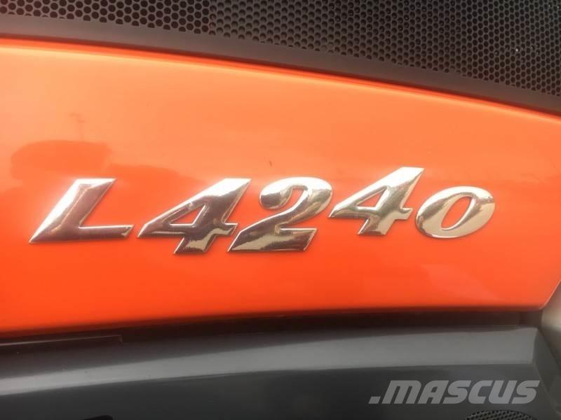 Kubota L4240 Taajamatraktorit