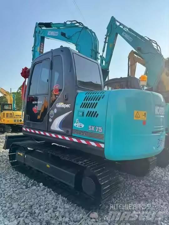 Kobelco SK 75 Telakaivukoneet