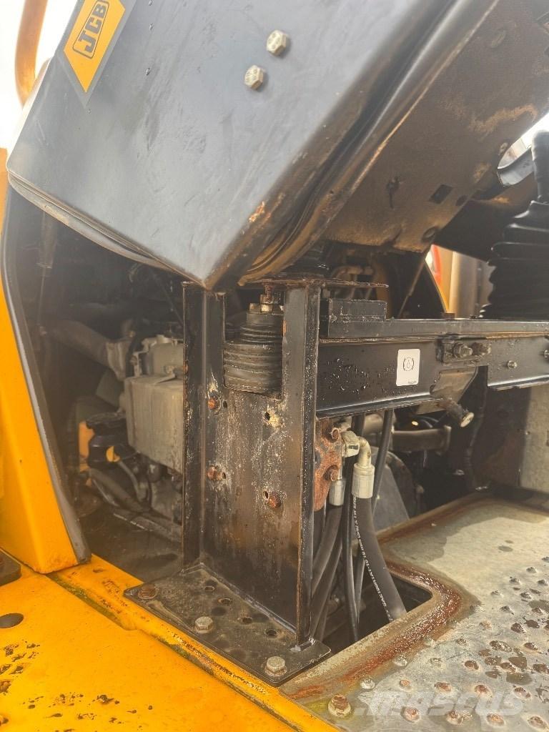 JCB 6 T-1 Minidumpperit