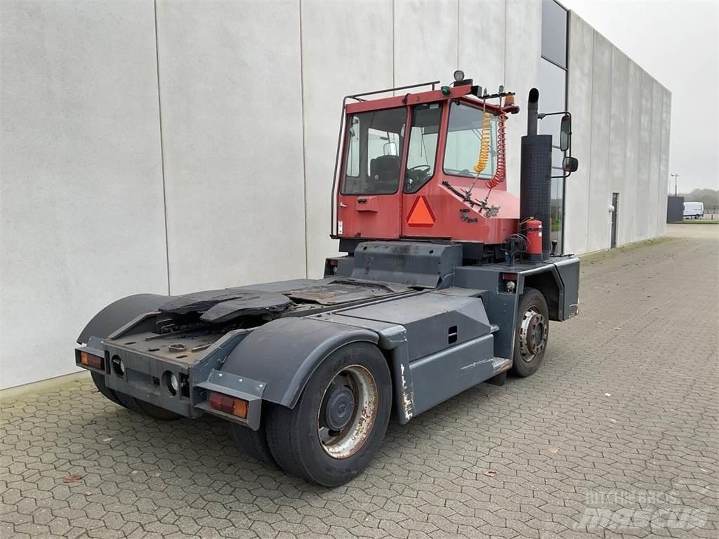 Kalmar TT2000 Terminaalitraktorit