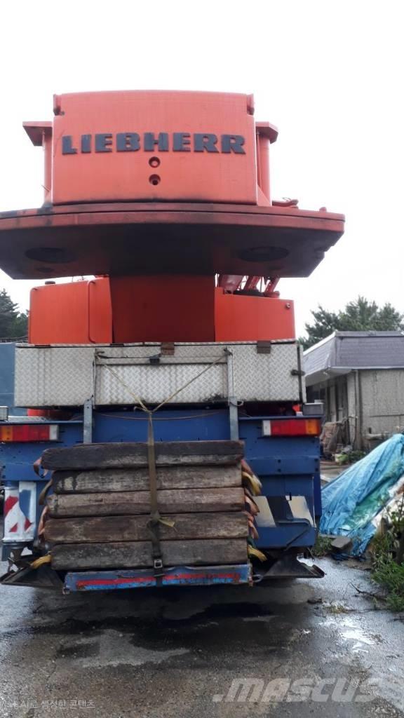 Liebherr LTM 1090-2 Mobiilinosturit