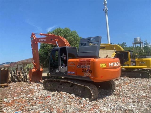 Hitachi ZX200-3G Telakaivukoneet