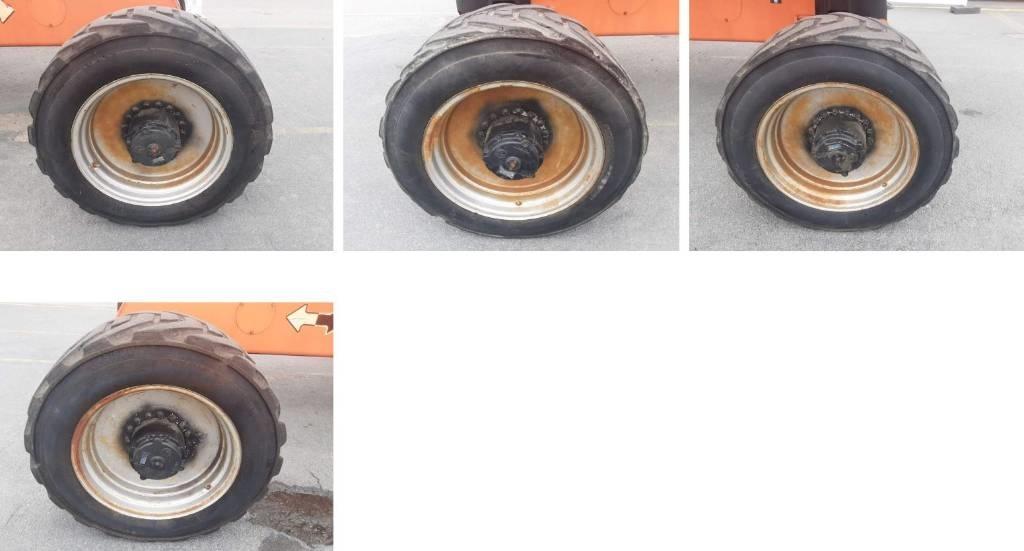 JLG 1200 SJP Teleskooppipuominostimet