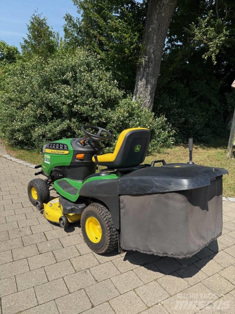 John Deere X 155 R Päältäajettavat ruohonleikkurit