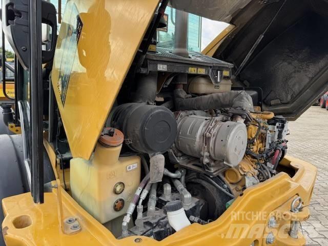 CAT 908 Pyöräkuormaajat