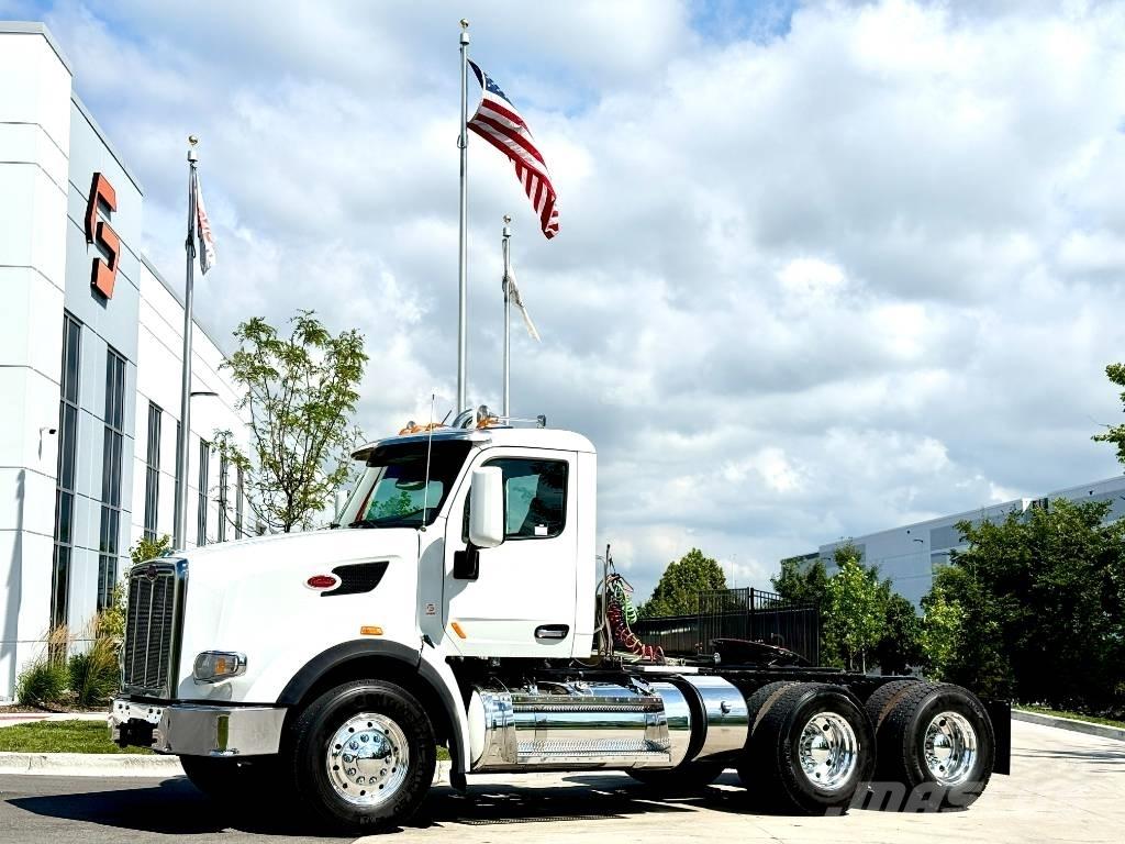 Peterbilt 567 Vetopöytäautot