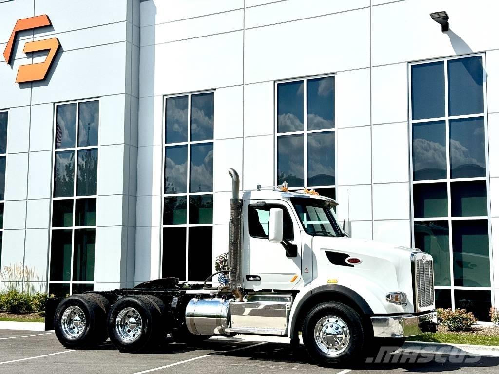 Peterbilt 567 Vetopöytäautot