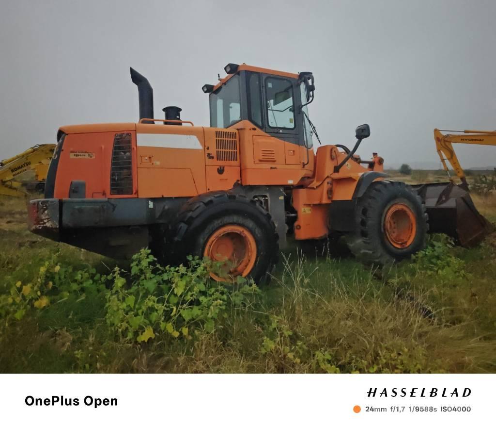 Doosan DL 300 Ohjaamo ja sisusta
