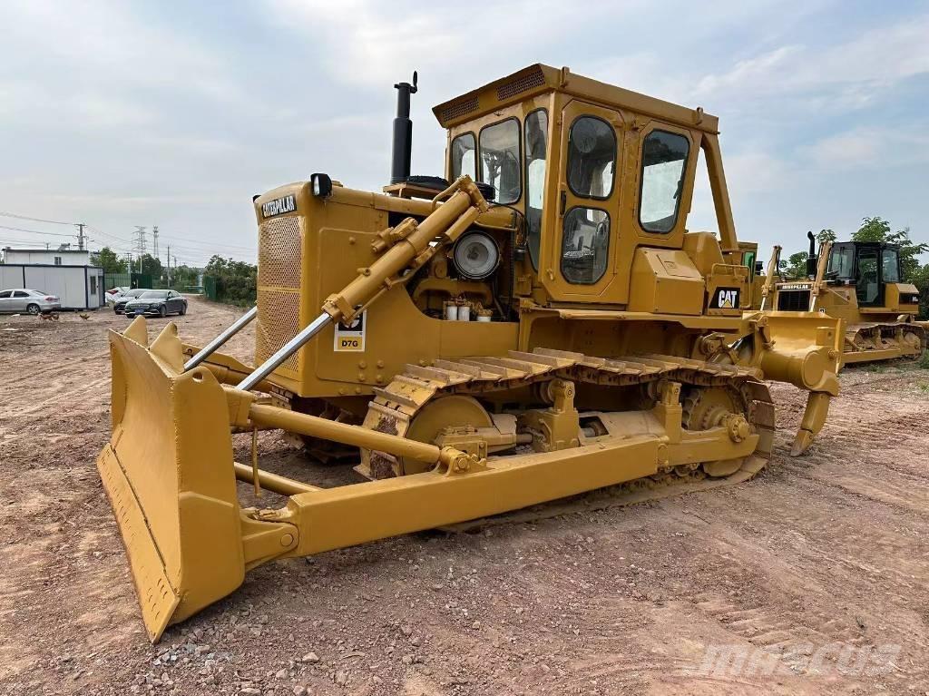 CAT D 7 G Telaketjupuskutraktorit
