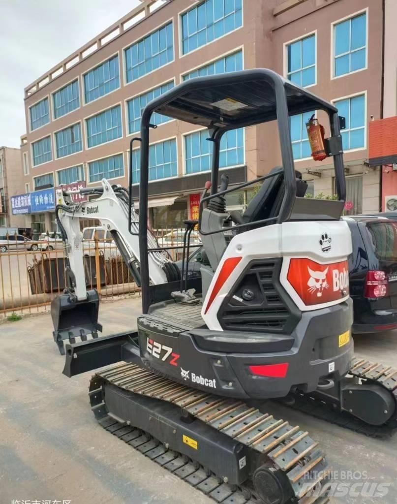 Bobcat E 27 Z Liukuohjatut kuormaajat