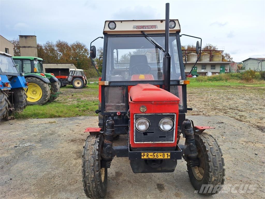Zetor 7011 Muut koneet