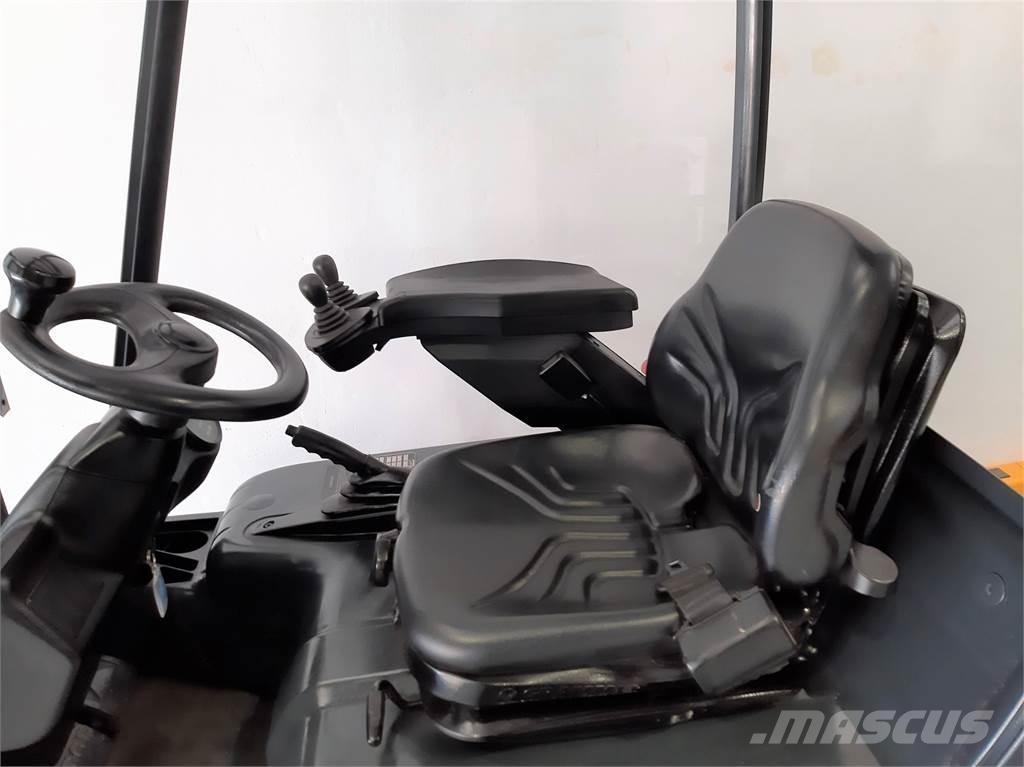 Linde E16C 02 Sähkötrukit