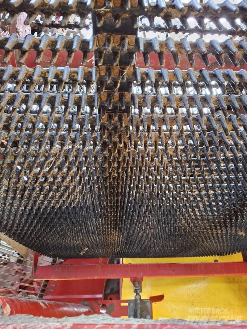 Grimme SE150 Sipulinnostokoneet