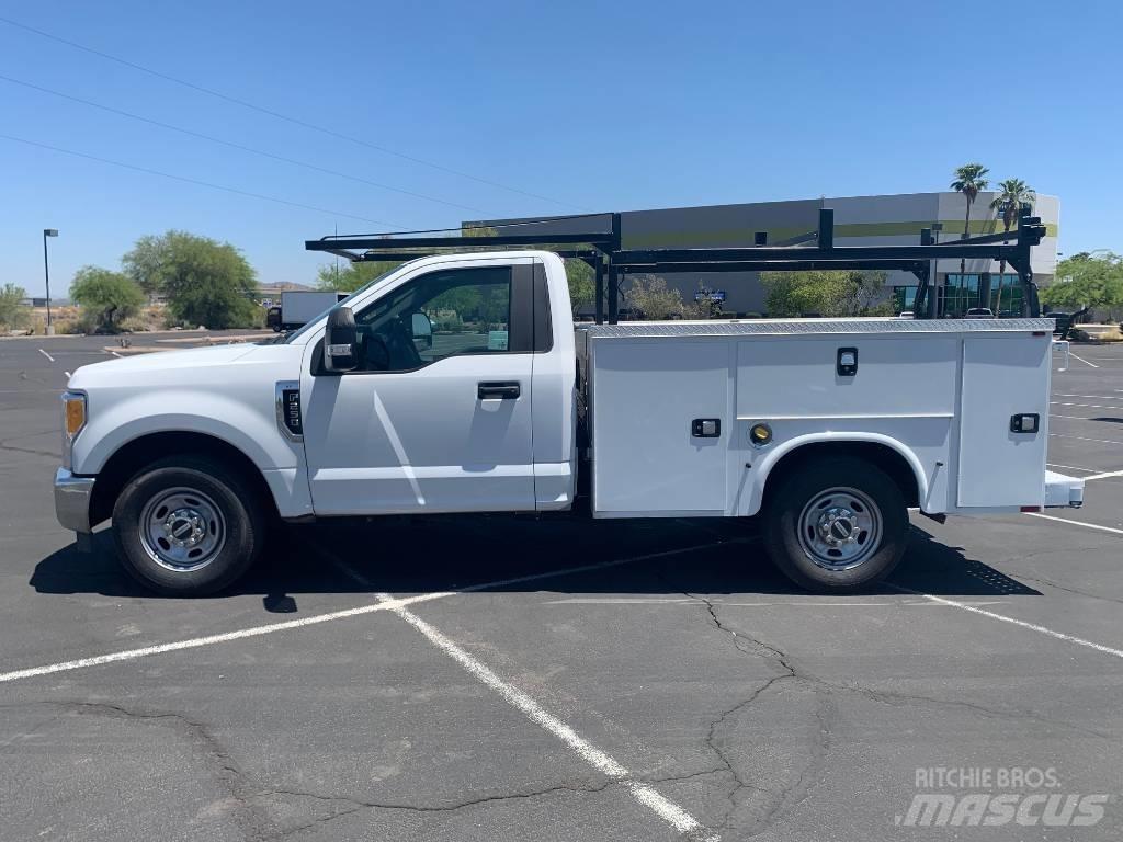 Ford F 250 HD Lava-autot