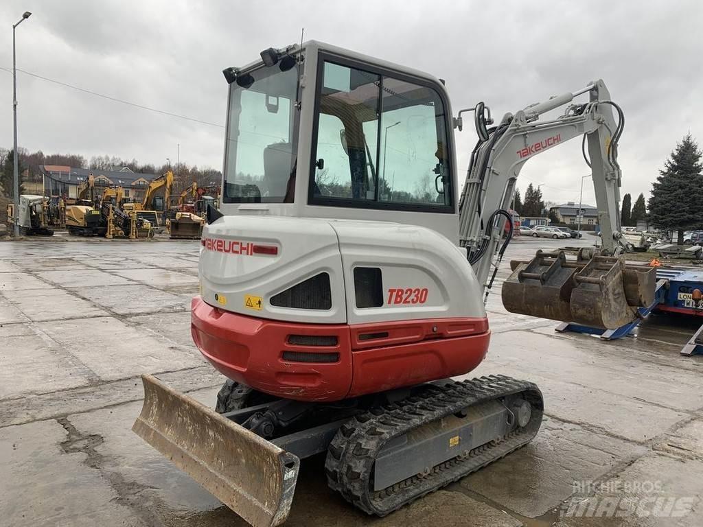 Takeuchi TB230 V3 Minikaivukoneet < 7t