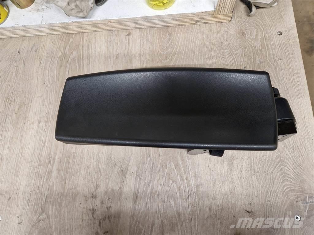 Eco Log B7033579 Ohjaamo ja sisusta