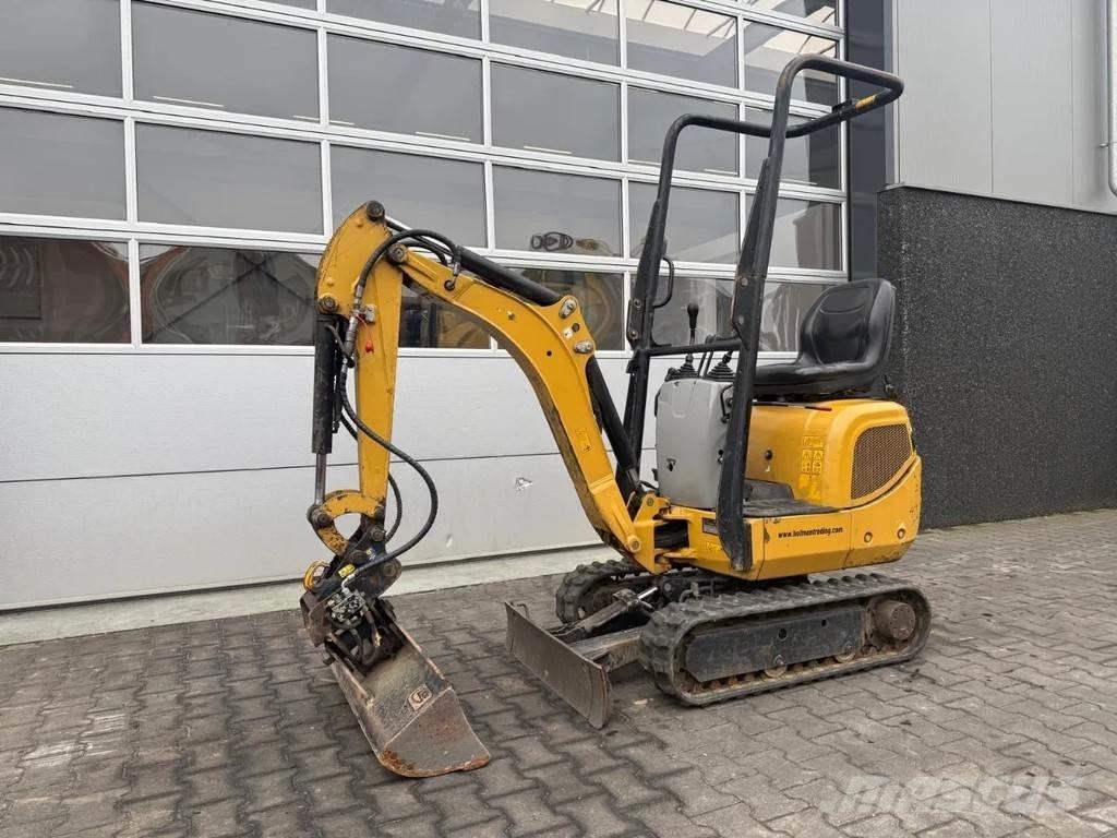 CAT 300.9D Minikaivukoneet < 7t