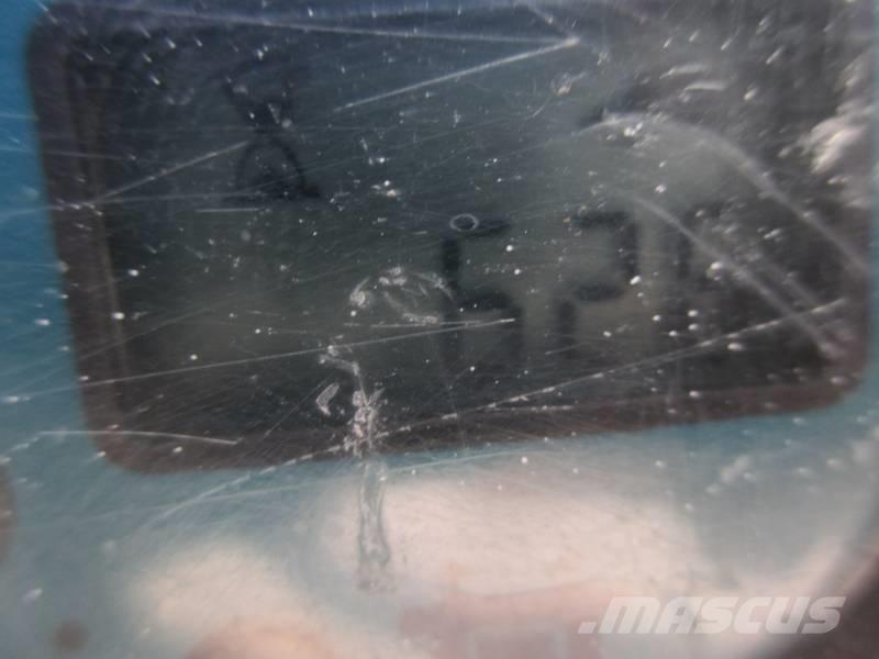 Haulotte Compact 8 Saksilavat