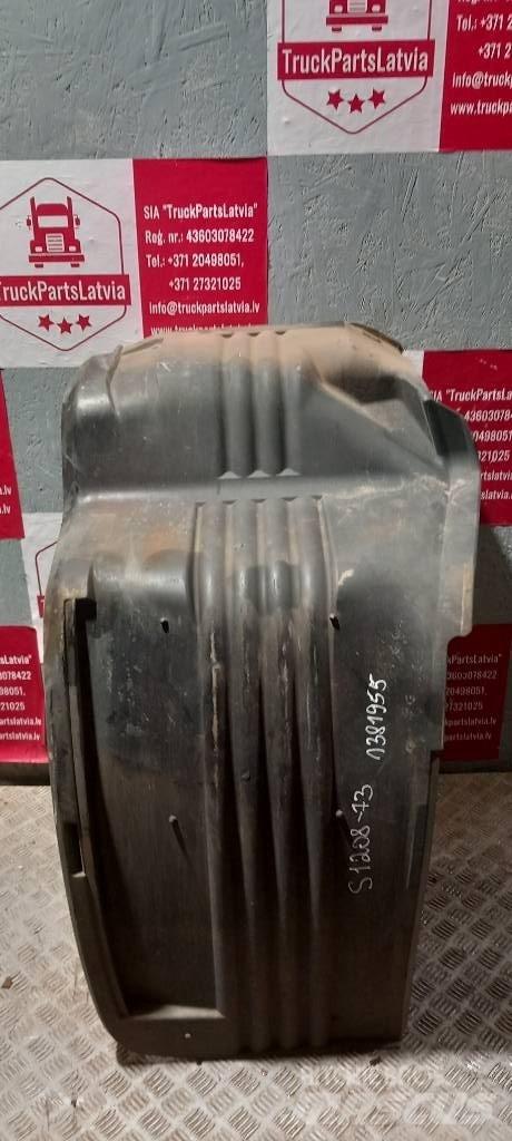 Scania 94 D.  1381955 Ohjaamot ja sisustat