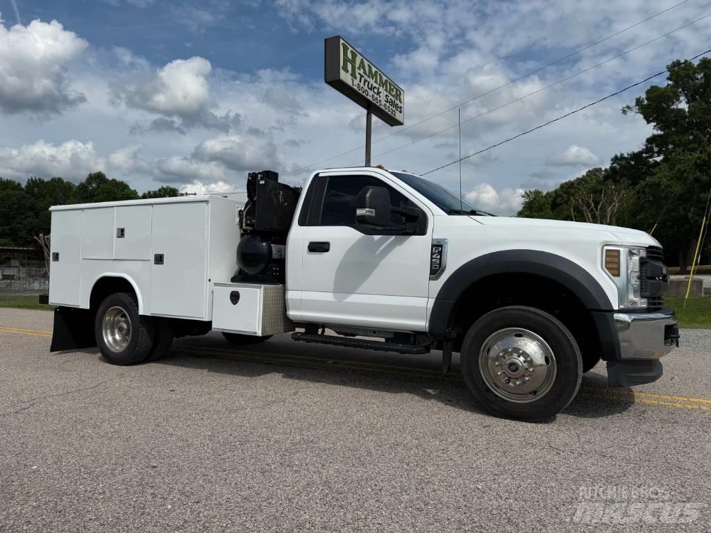 Ford F 450 Tienhoitoautot