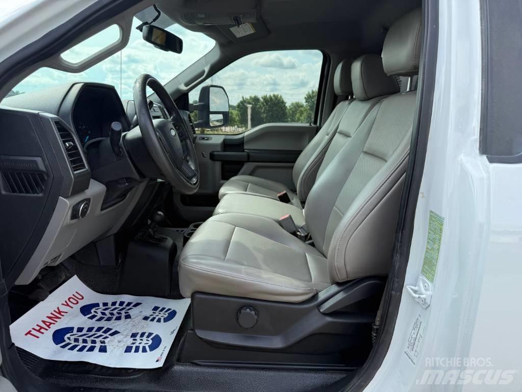 Ford F 450 Tienhoitoautot