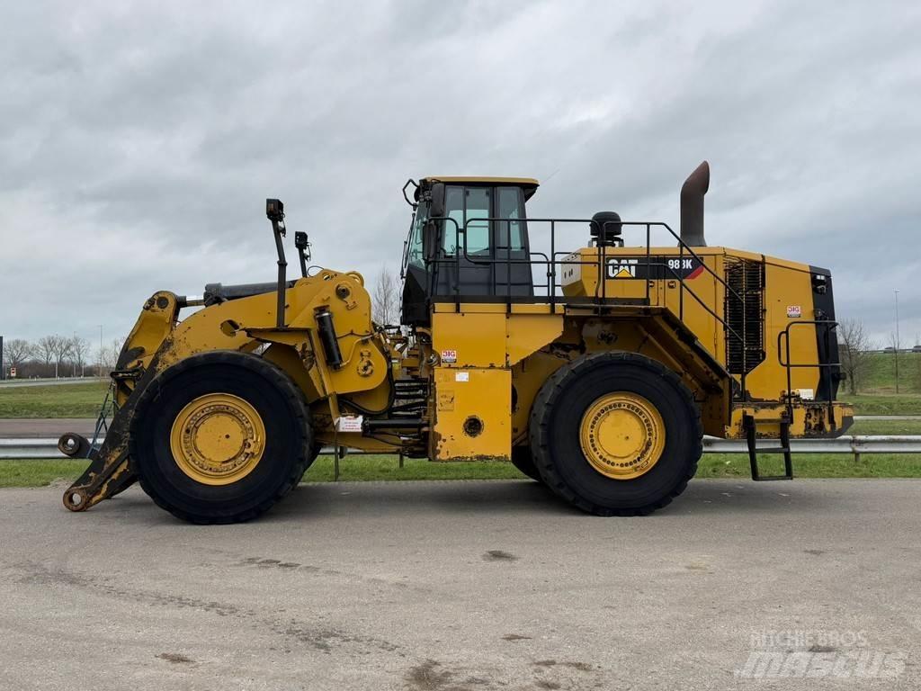 CAT 988K Pyöräkuormaajat