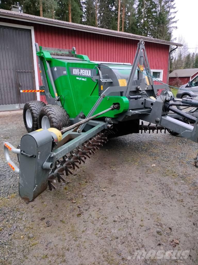 Kivi-Pekka 5 Kivenkeräyskoneet