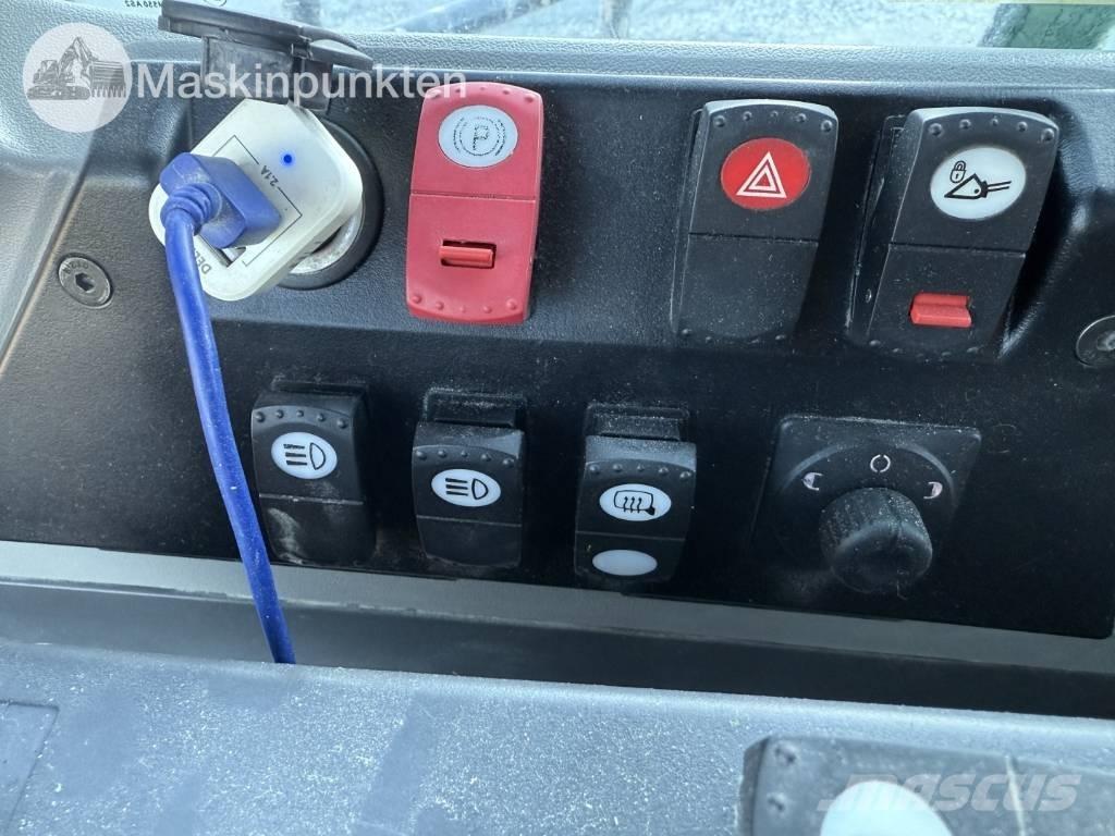 CAT 982 M Pyöräkuormaajat