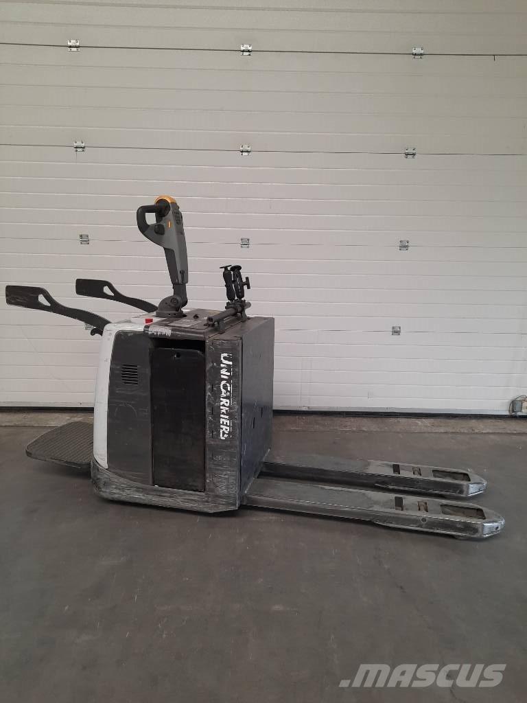 UniCarriers PMR200 Lavansiirtotrukit ajotasolla