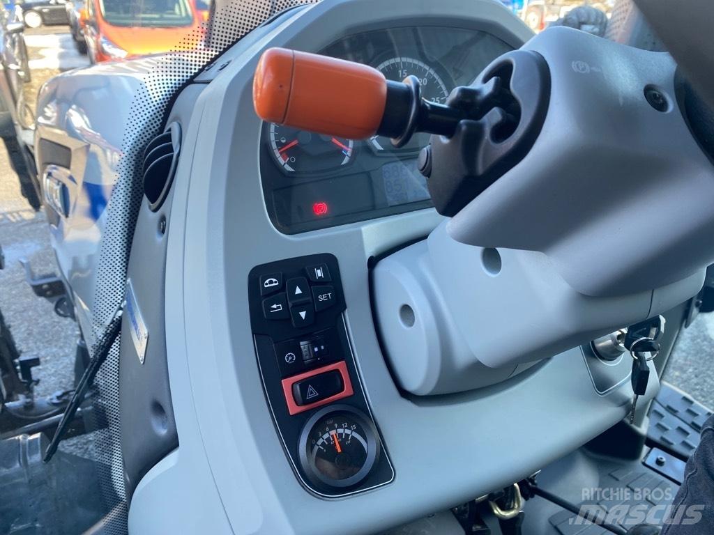 Valtra T 174 Traktorit
