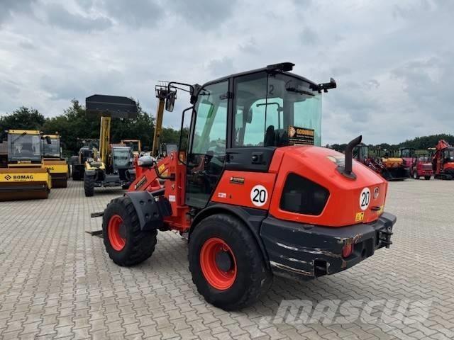 Kubota R 090 Pyöräkuormaajat