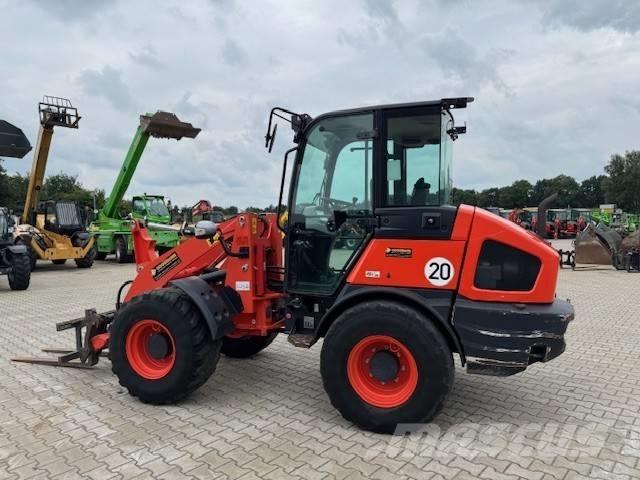Kubota R 090 Pyöräkuormaajat