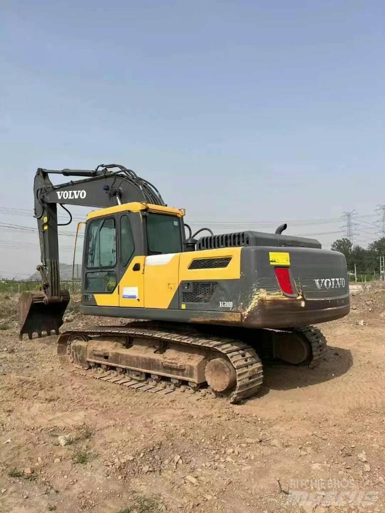 Volvo EC 210 Telakaivukoneet