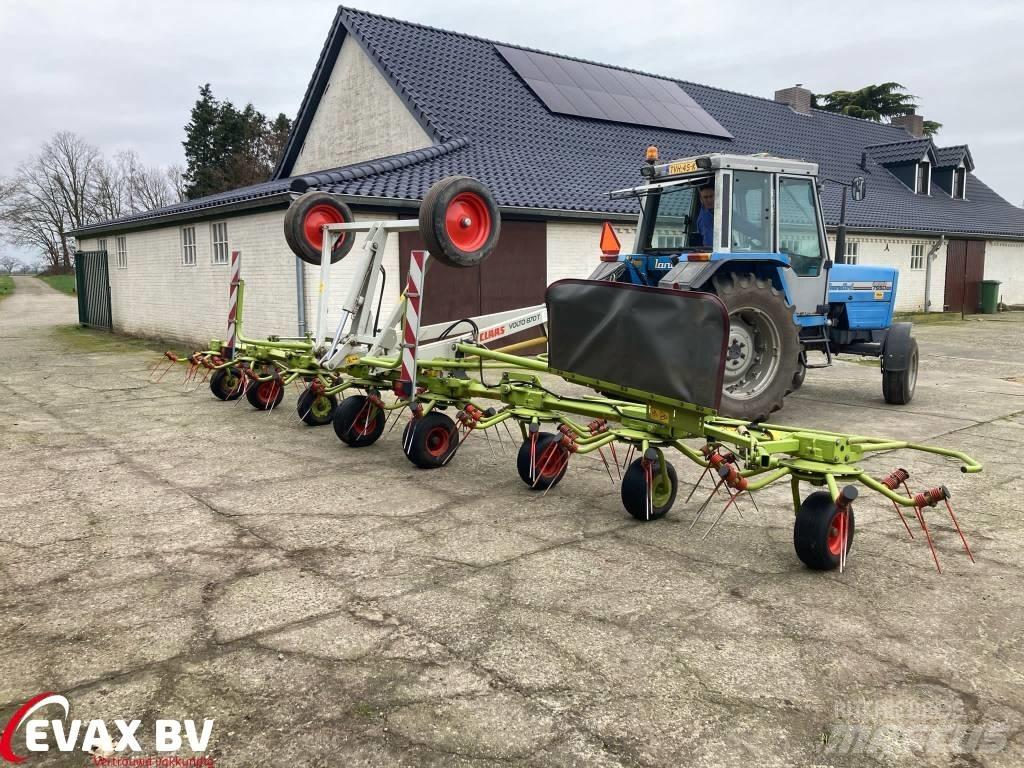 CLAAS Volto 870 T Pöyhimet ja haravat