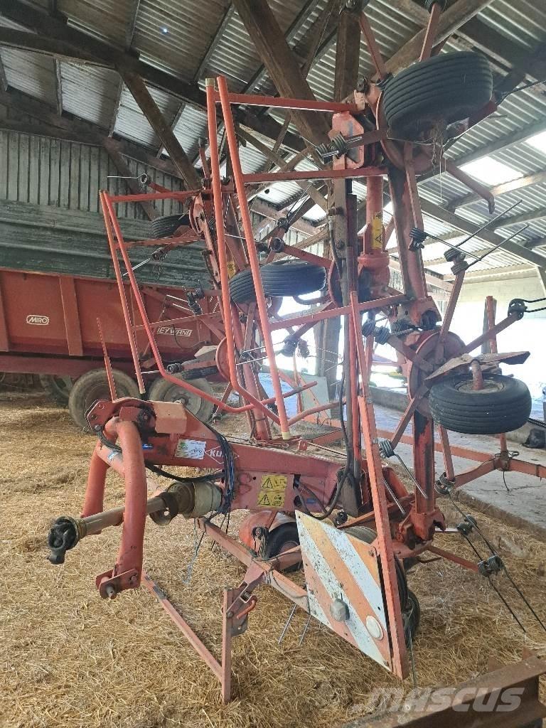 Kuhn GF8501 MH Pöyhimet ja haravat