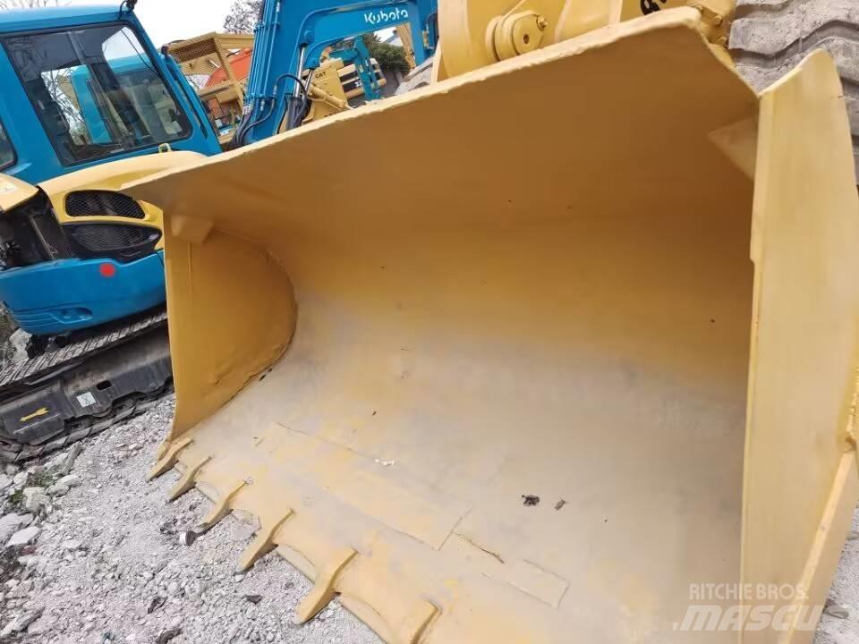 CAT 938G Pyöräkuormaajat