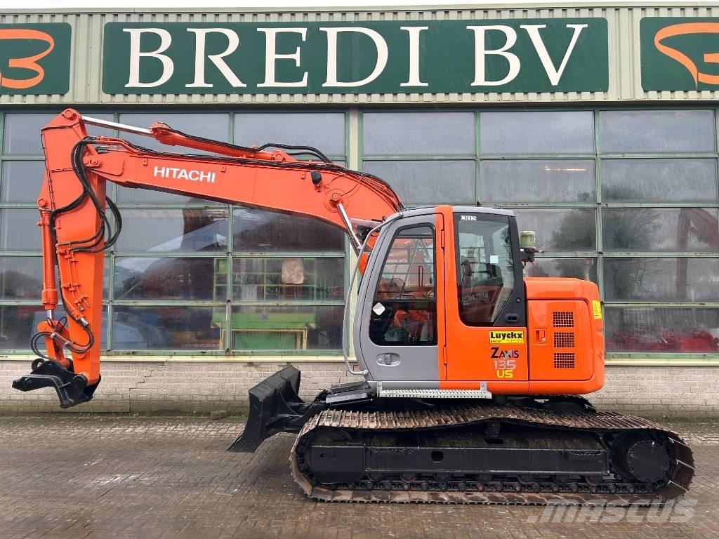 Hitachi ZX 135 US Telakaivukoneet
