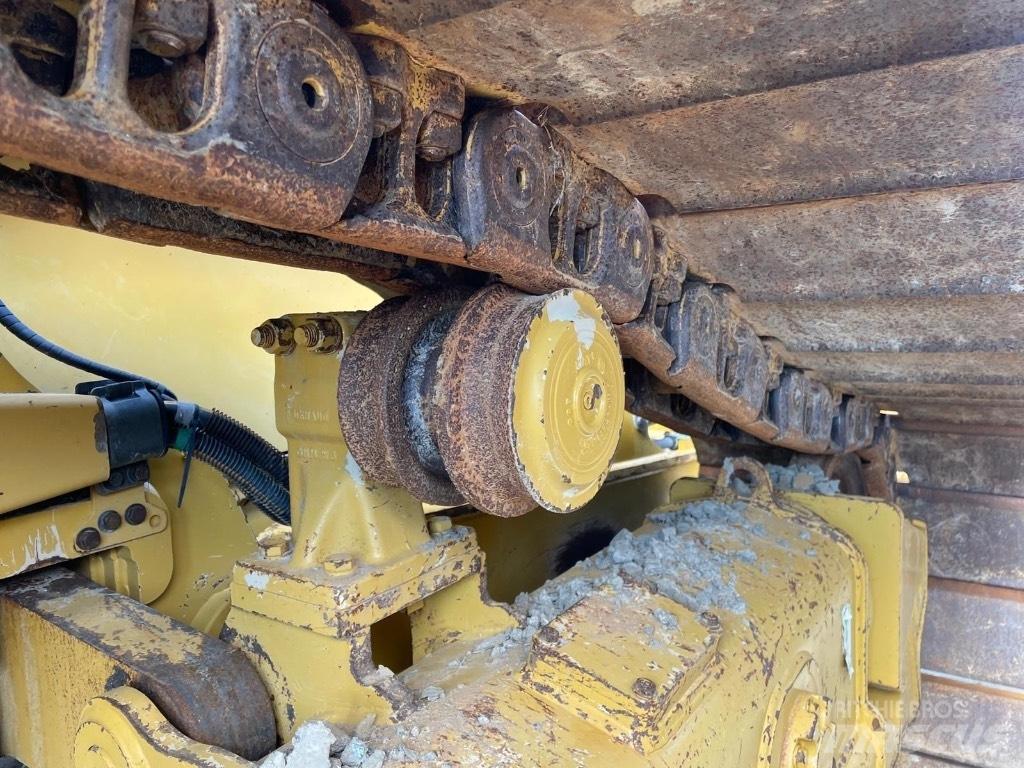 CAT D 5 LGP - D5 LGP Telaketjupuskutraktorit