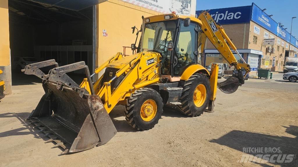 JCB 3 CX Kaivurikuormaajat