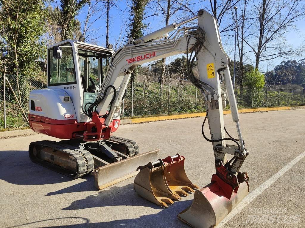 Takeuchi TB 230 Minikaivukoneet < 7t