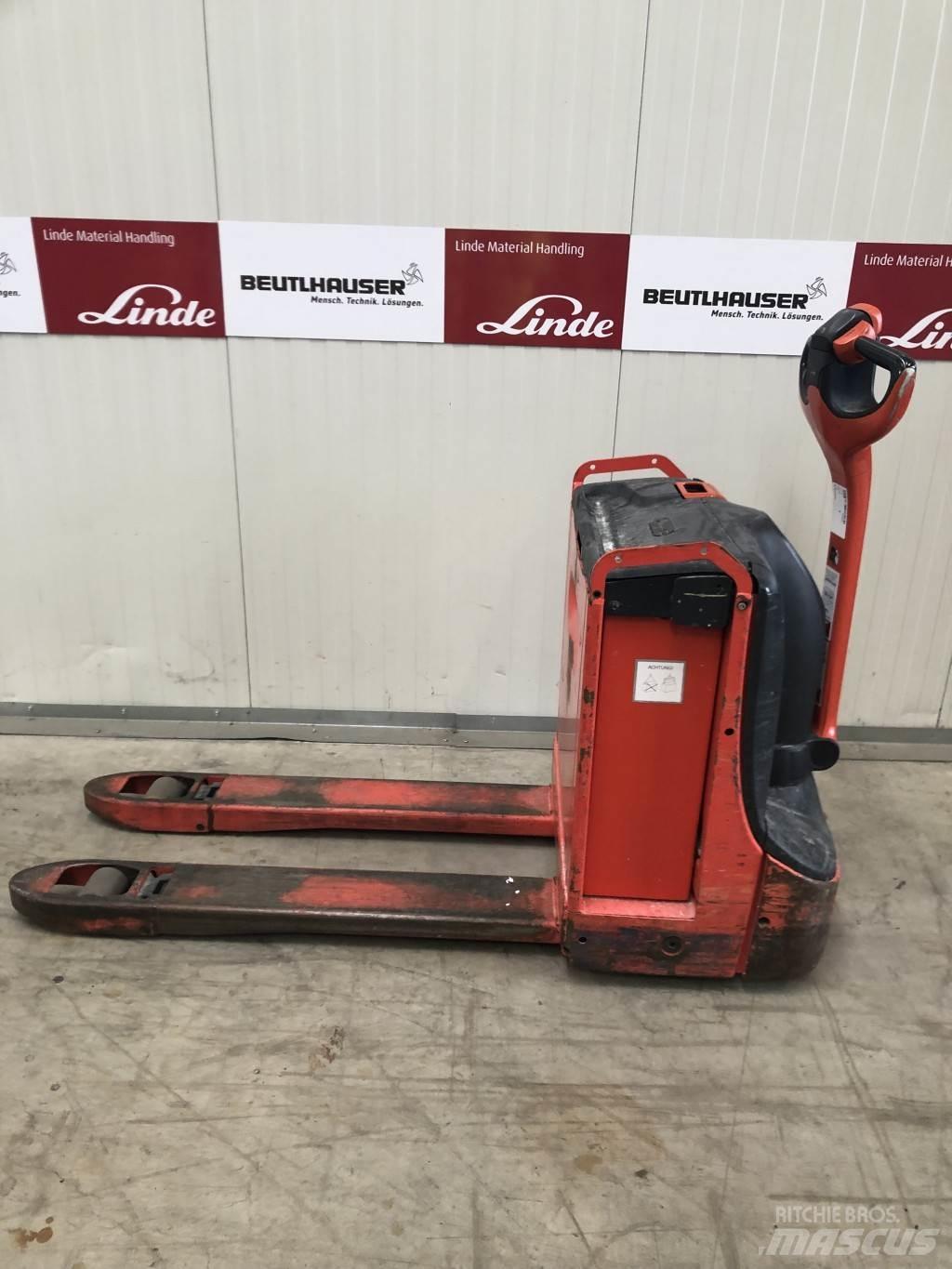 Linde T16 Lavansiirtotrukit