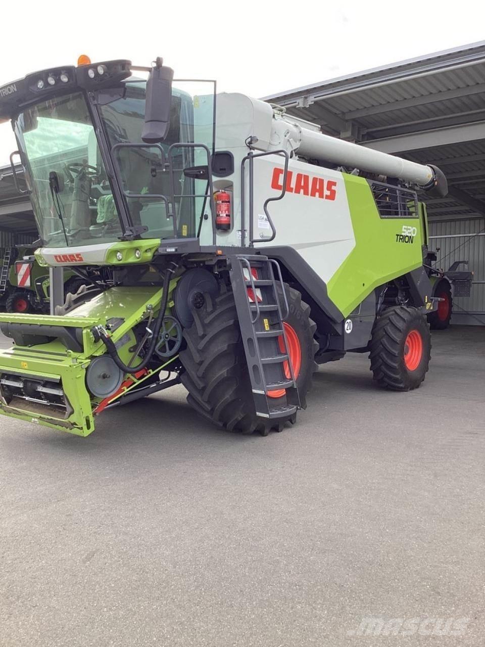 CLAAS Trion 520 Leikkuupuimurit