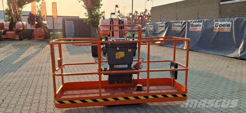 JLG 660 SJ Teleskooppipuominostimet