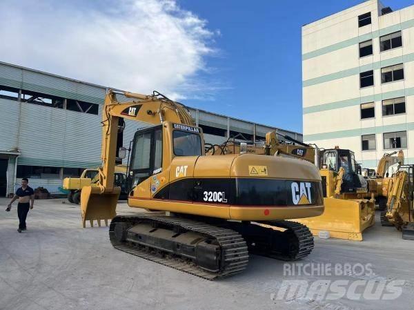 CAT 320 C Telakaivukoneet